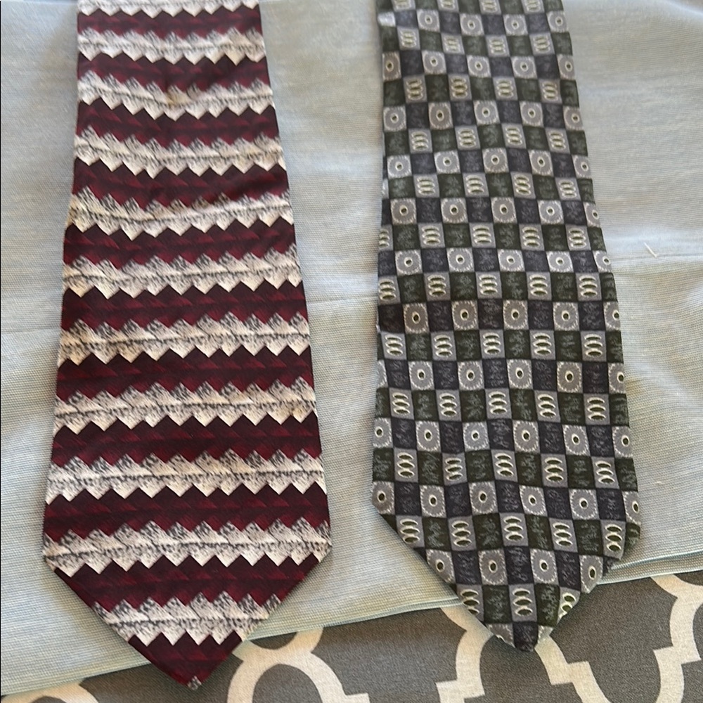 Geoffrey Beene and Biella Stylish Patterned Ties in Burgundy and Gray - silk